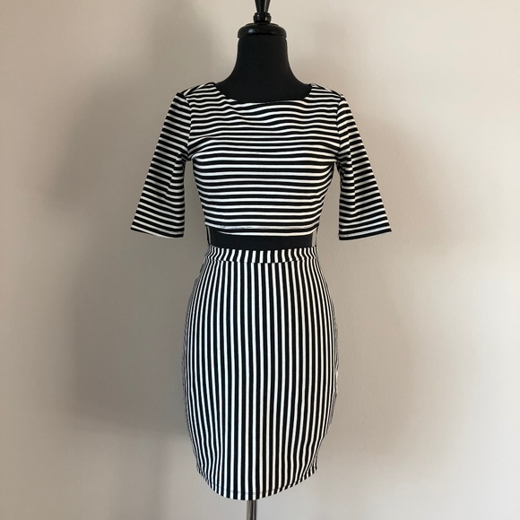 Forever 21 B+W Stripe Body ConCutout Zipper Dress - Picture 4 of 8